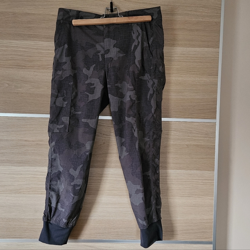 prAna Sky Canyon Jogger Pants Women’s 8 Gray Camo Zip Pockets Hiking - Picture 2 of 16